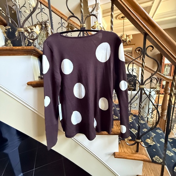 Chico’s NWT Pullover Sweater. Polka Dot Vneck Cocoa Bean.Size 0 polyester/nylon - Picture 7 of 11